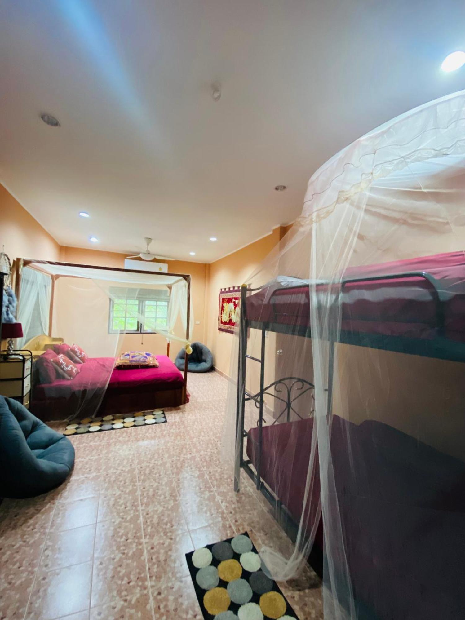 Beachfront Bungalow South Of Phuket ภายนอก รูปภาพ